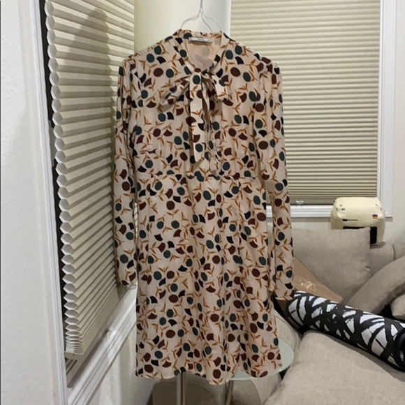 Mango Dresses & Skirts - floral shift dress Mango Dresses & Skirts - floral shift dress